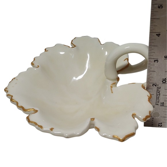 Vintage Candy Dish Porcelain Leaf with Gold Trim Handmade Handle SEE - Picture 9 of 10